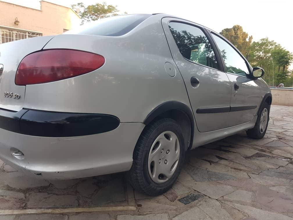 پژو ۲۰۶ صندوق دار v8 - 1386