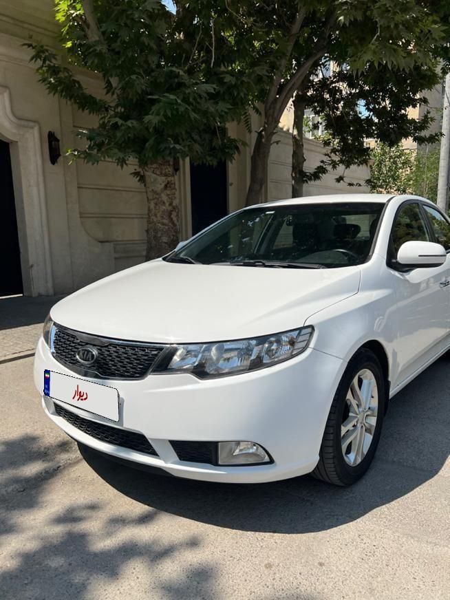 خودرو کیا، سراتو مونتاژ آگهی ann_18695115