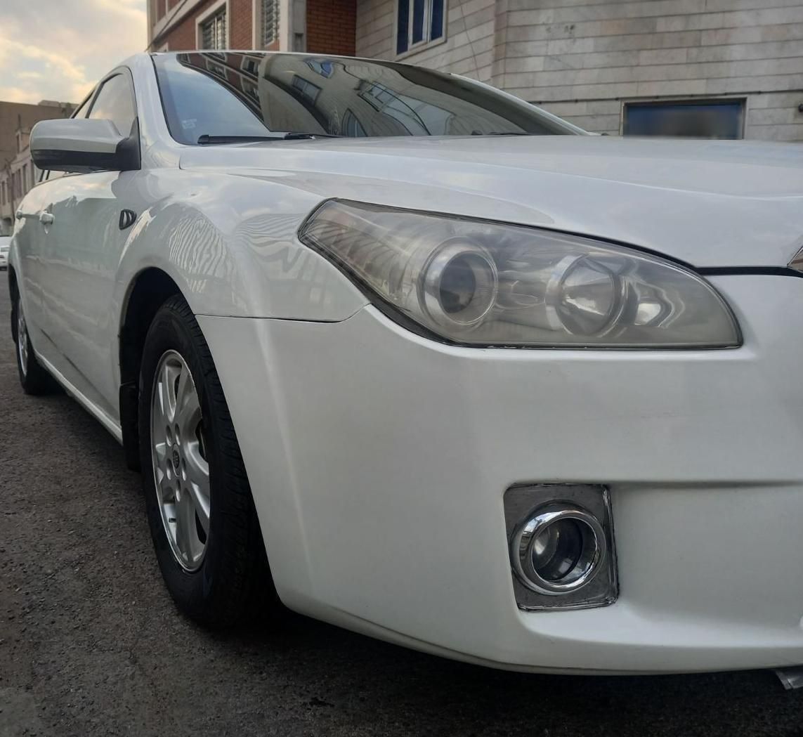 خودرو بسترن، B50 آگهی ann_18695420