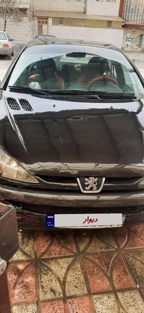 پژو ۲۰۶ صندوق دار v8 - 1393