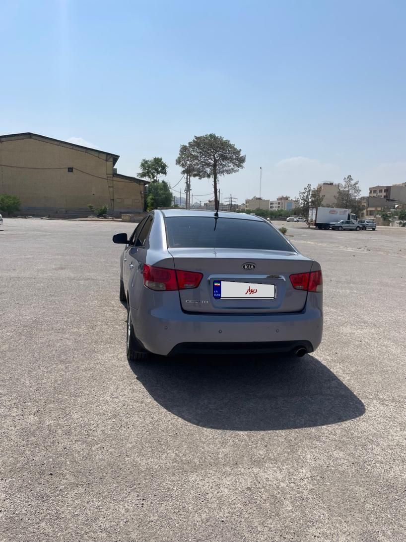 کیا سراتو 2.0 لیتر اتوماتیک GT لاین - 2010