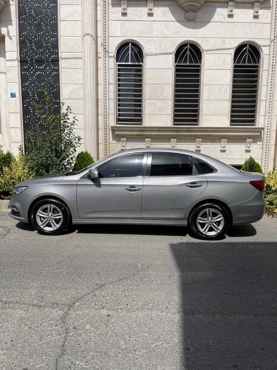 خودرو بسترن، B30 آگهی ann_18695671