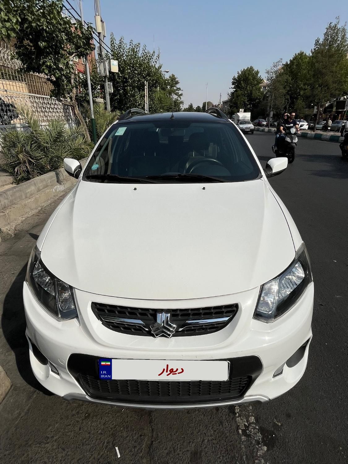 خودرو کوییک، R آگهی ann_18697488