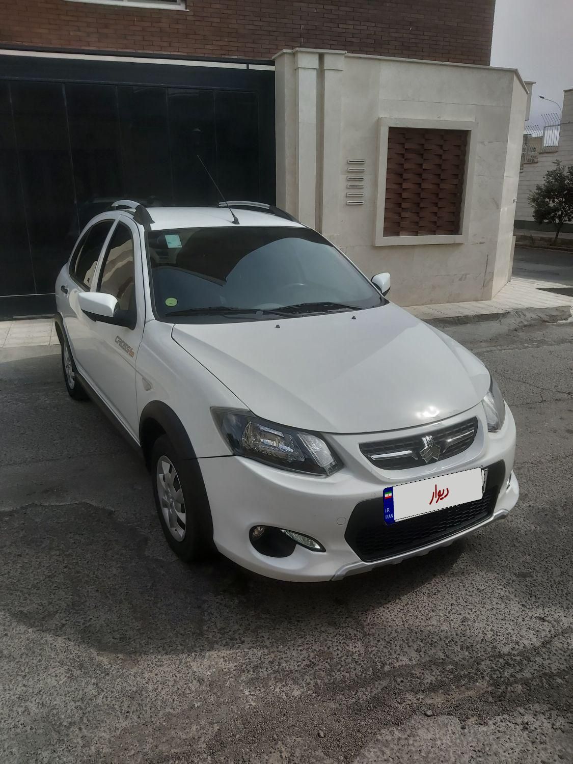 خودرو کوییک، معمولی آگهی ann_18697679
