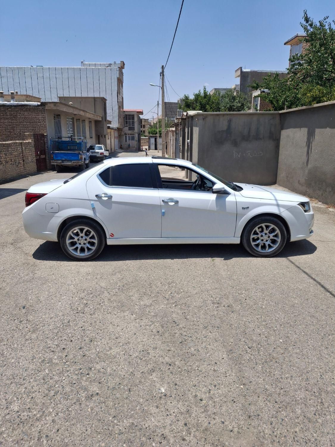 دنا پلاس توربو 6 دنده - 1401