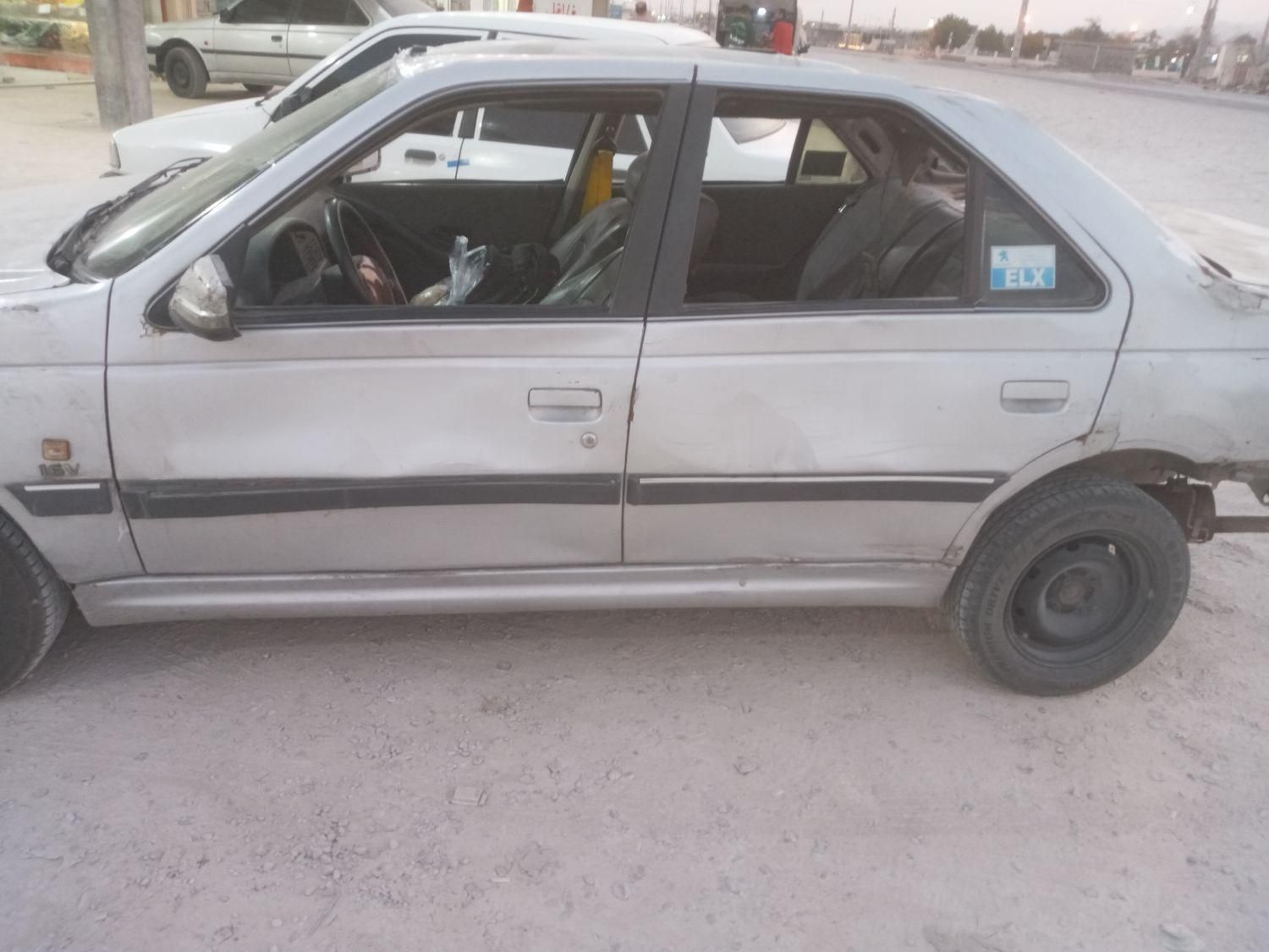 پژو پارس XU7ساده - 1382