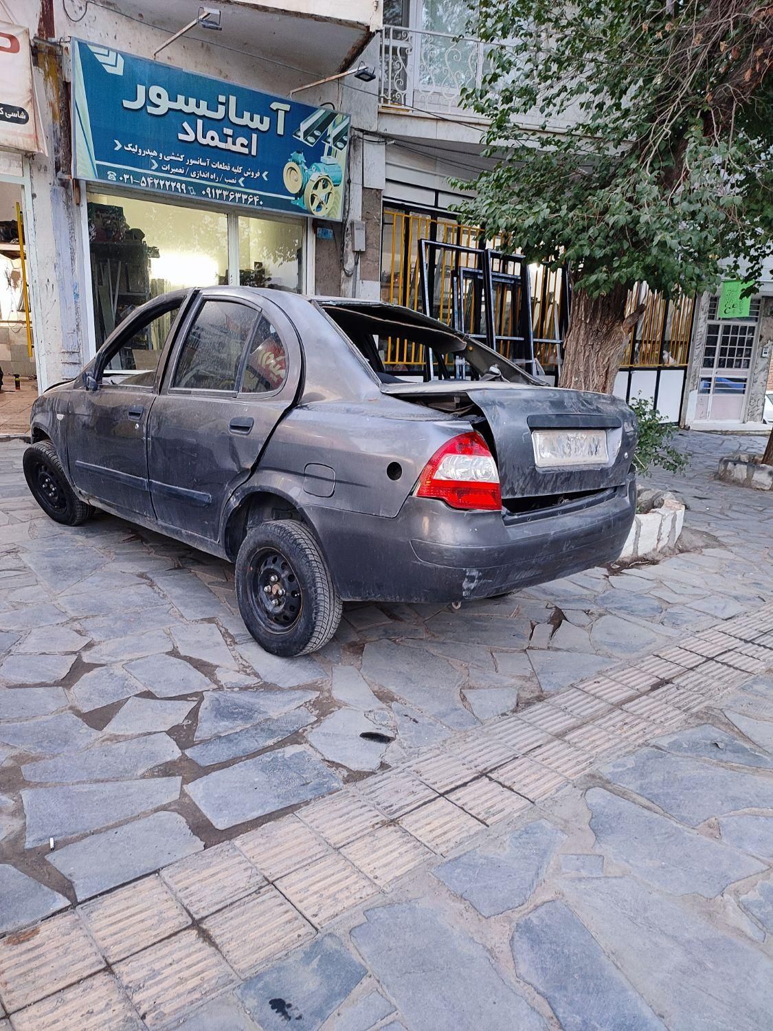 تیبا صندوق دار SX - 1390