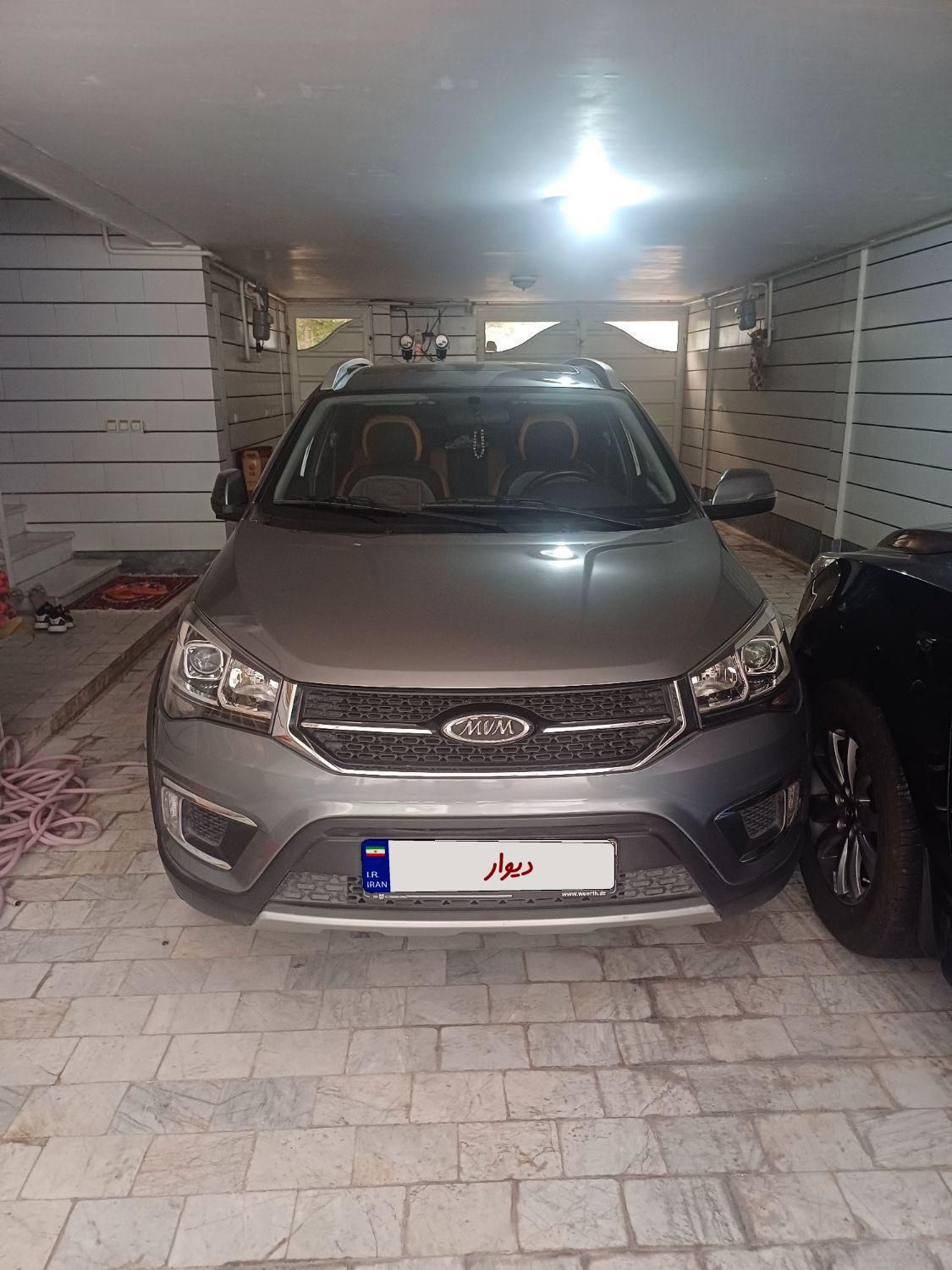 خودرو ام وی ام، X22 آگهی ann_18698128