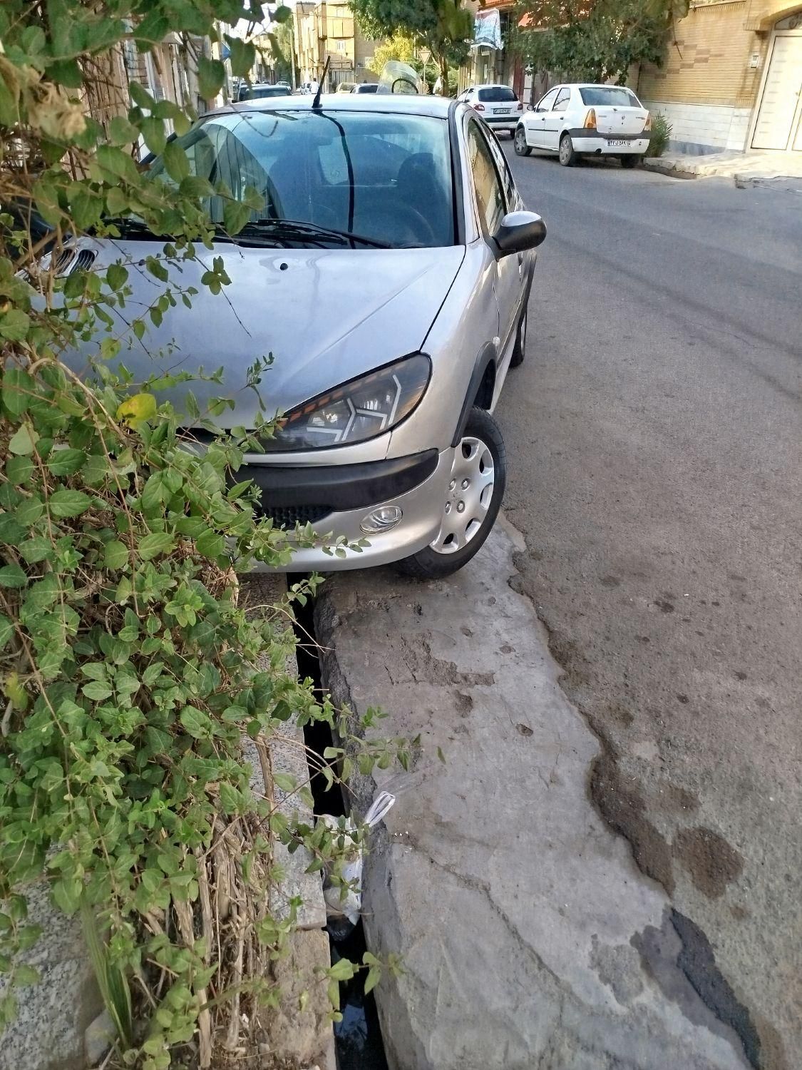 خودرو پژو، 206 آگهی ann_18698223