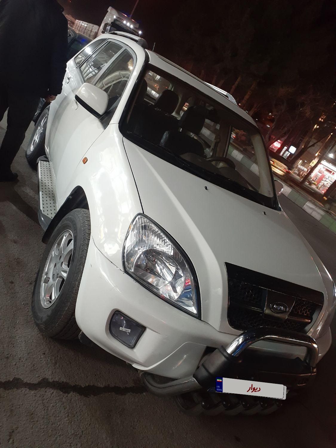 خودرو ام وی ام، X33 آگهی ann_18698789