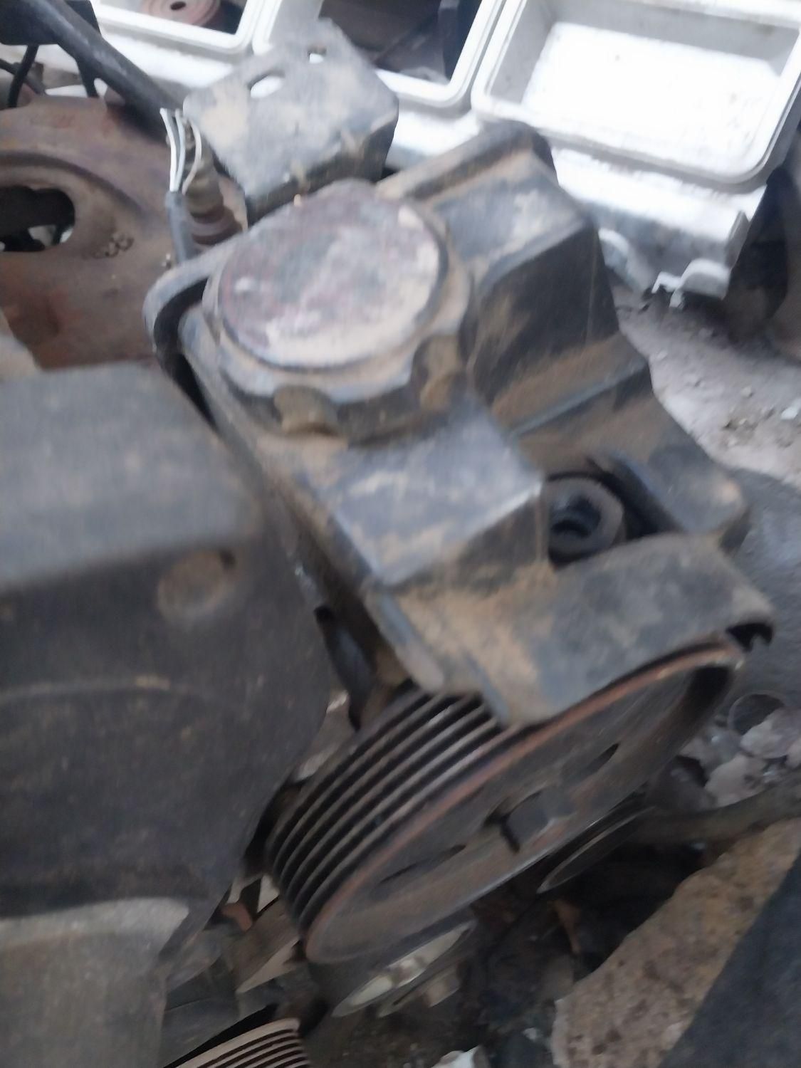 پژو ۲۰۶ صندوق دار v8 - 1397