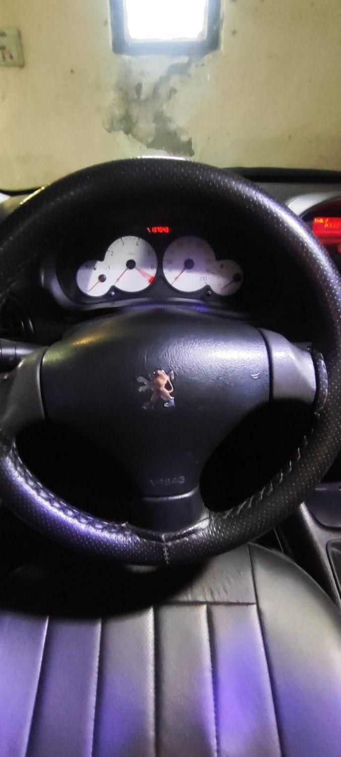 پژو ۲۰۶ صندوق دار v8 - 1395
