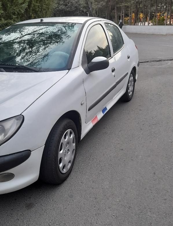 پژو ۲۰۶ صندوق دار v8 - 1394