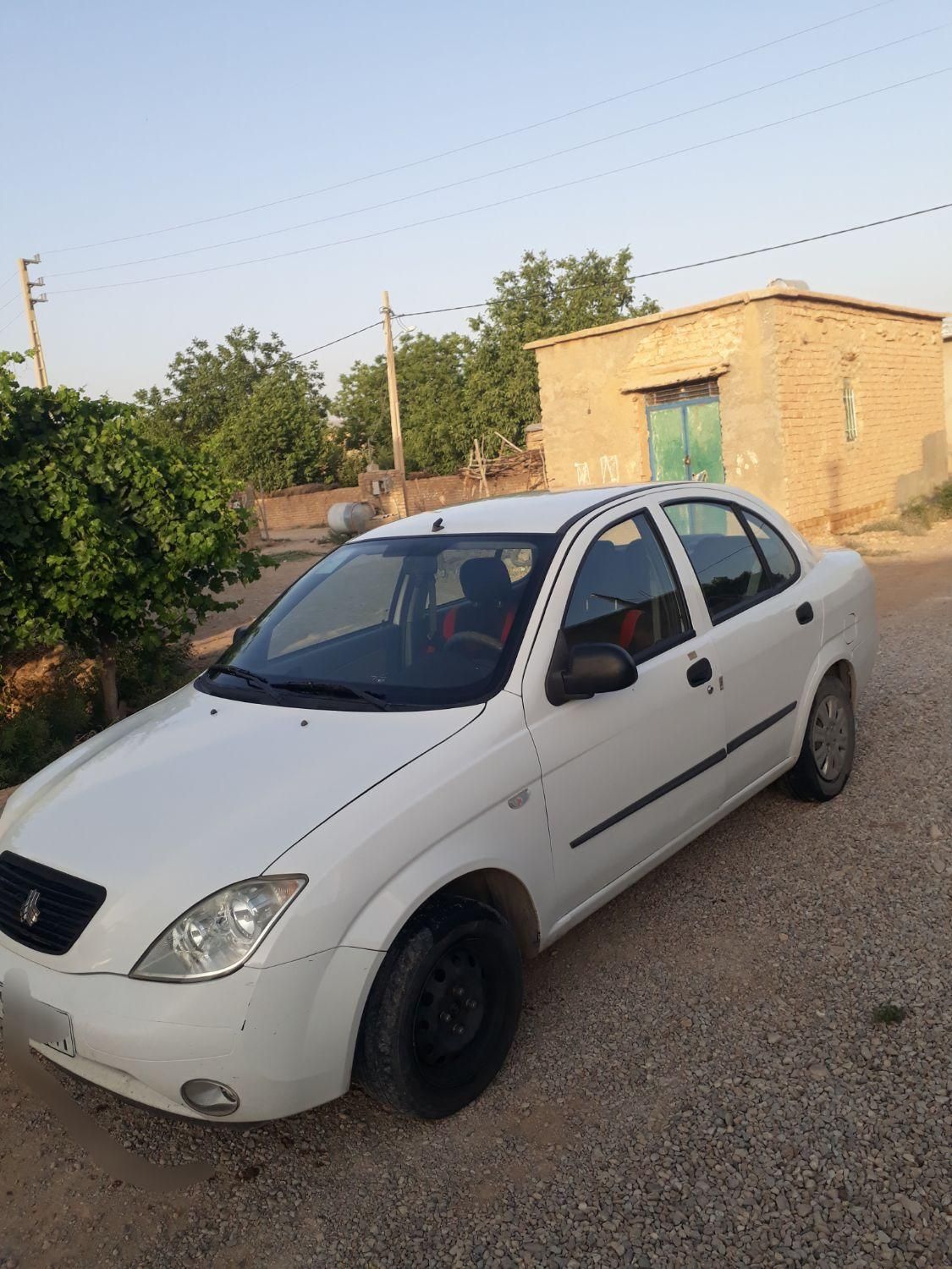تیبا صندوق دار SX - 1400