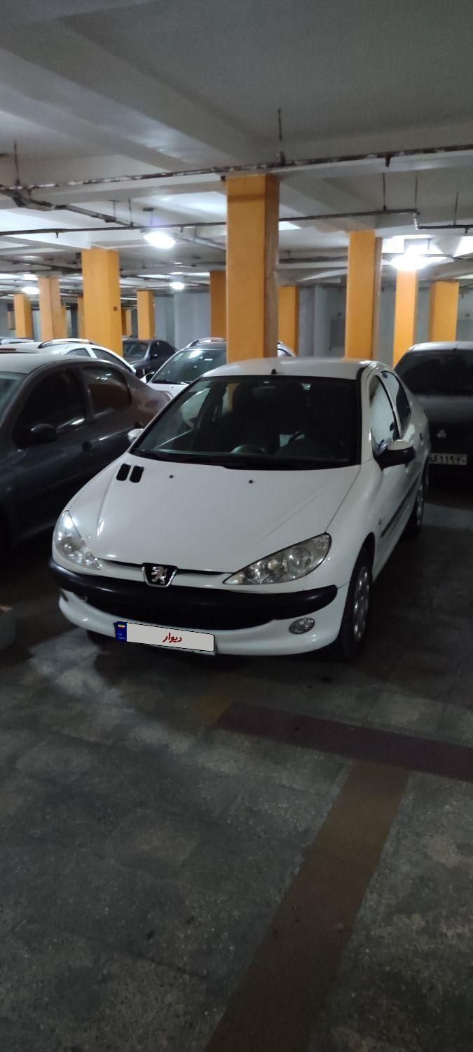 پژو ۲۰۶ صندوق دار v8 - 1397