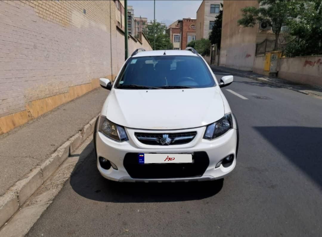 خودرو کوییک، معمولی آگهی ann_18701147
