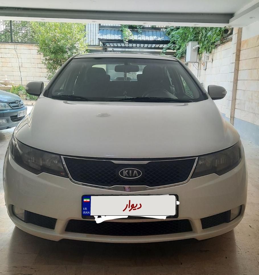 کیا سراتو 2.0 لیتر اتوماتیک GT لاین - 2010