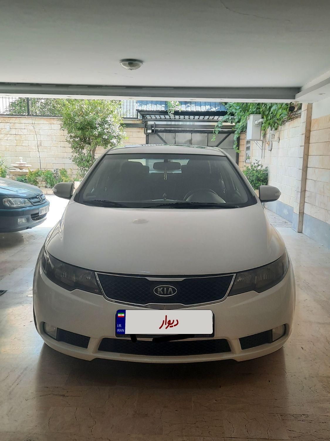 کیا سراتو 2.0 لیتر اتوماتیک GT لاین - 2010