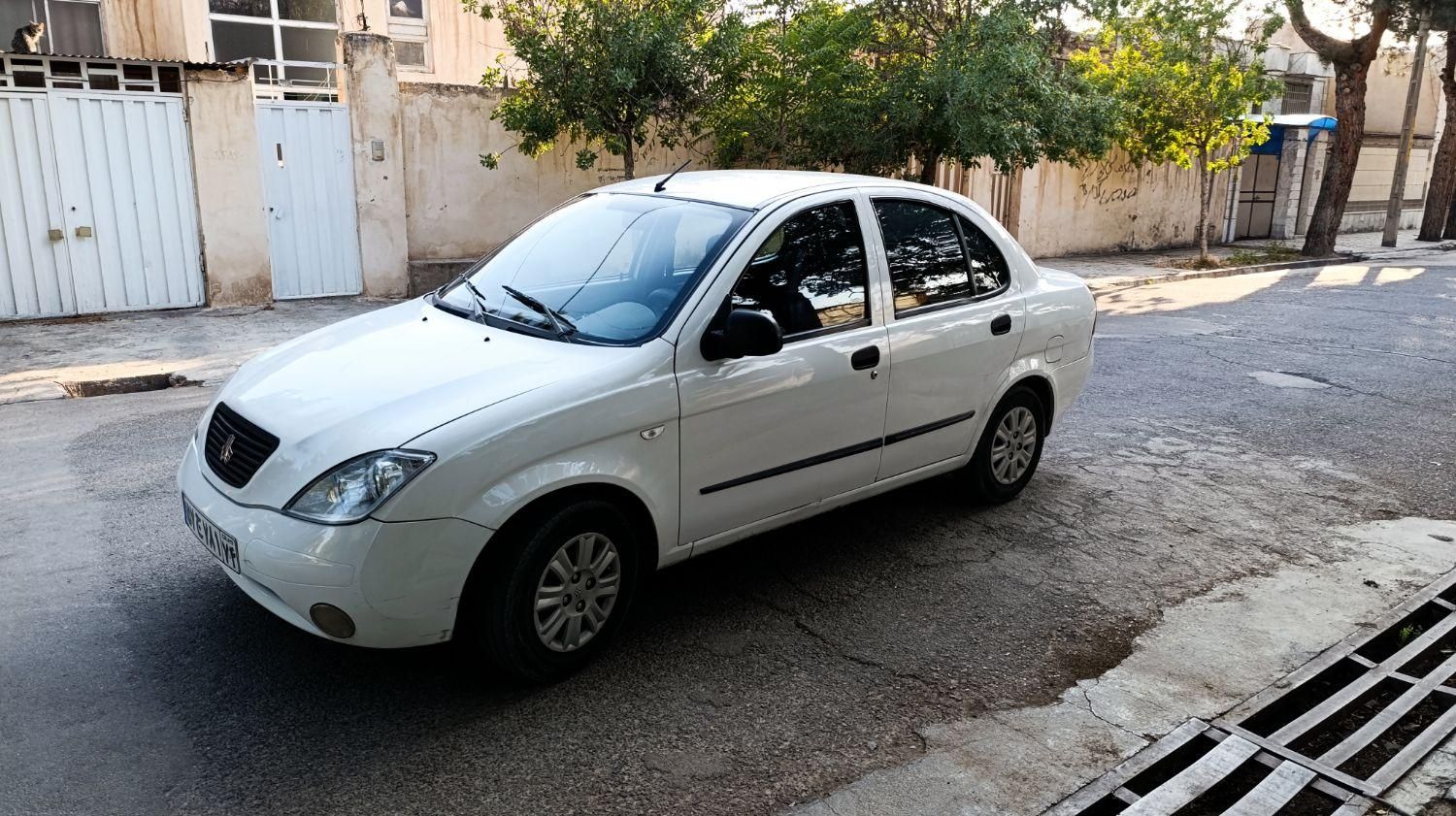 تیبا صندوق دار SX - 1396
