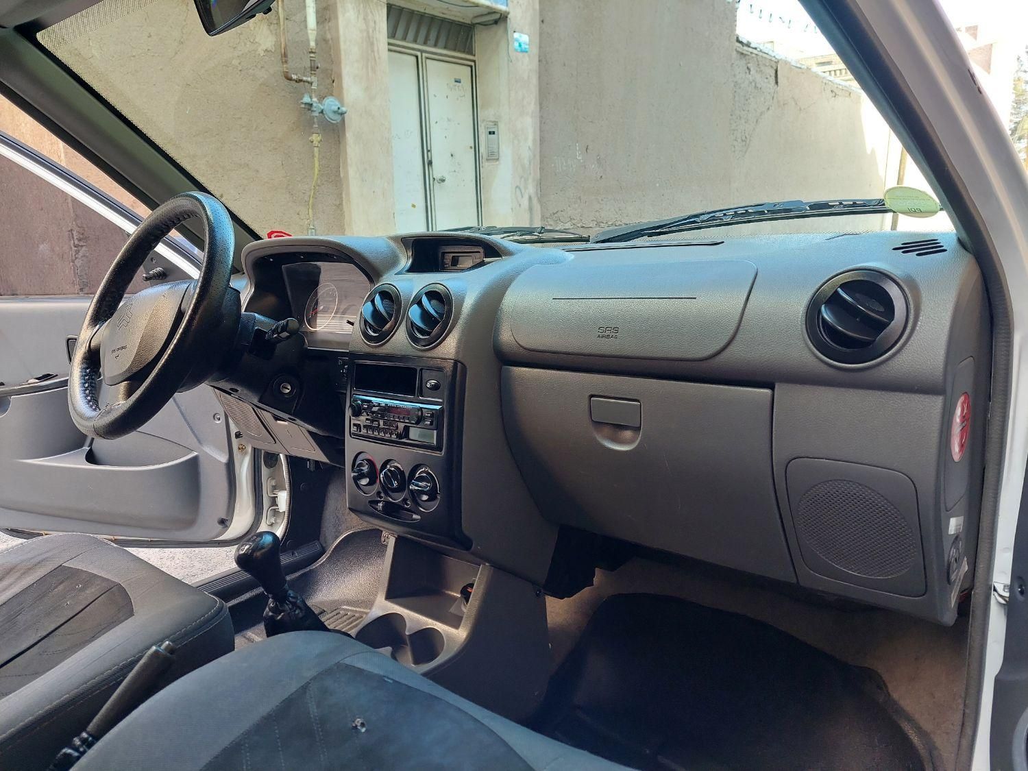 پراید 151 SE - 1402