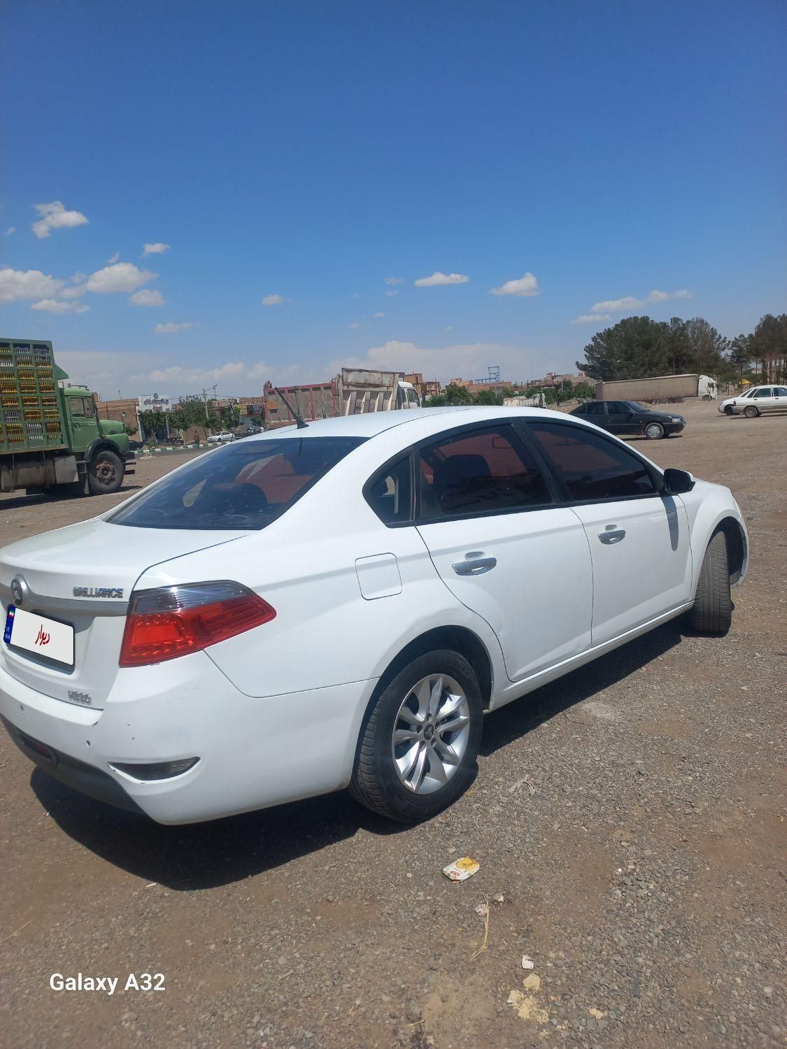 برلیانس H330 دنده‌ای 1500 - 1396