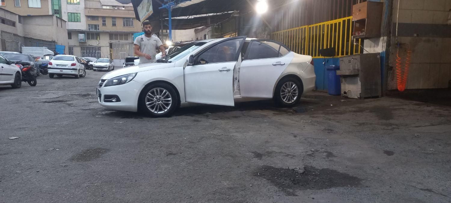 جک J5 اتوماتیک - 1393