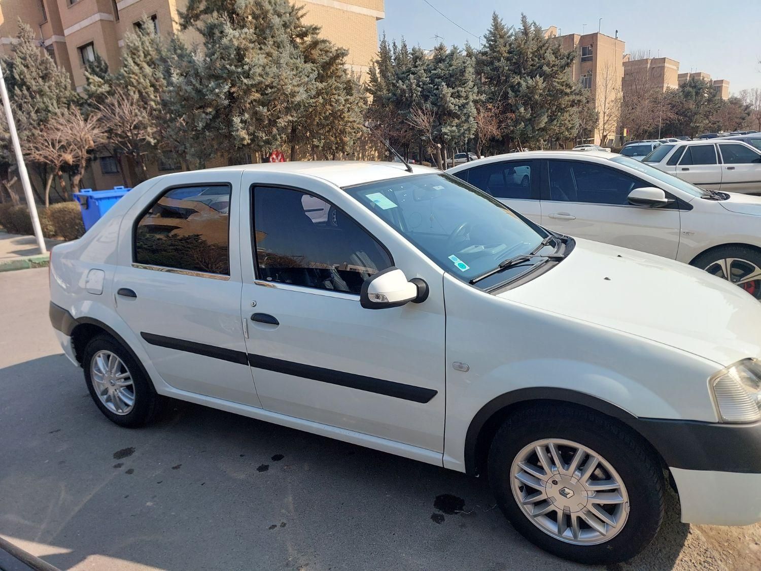 خودرو رنو، پارس تندر آگهی ann_18704557