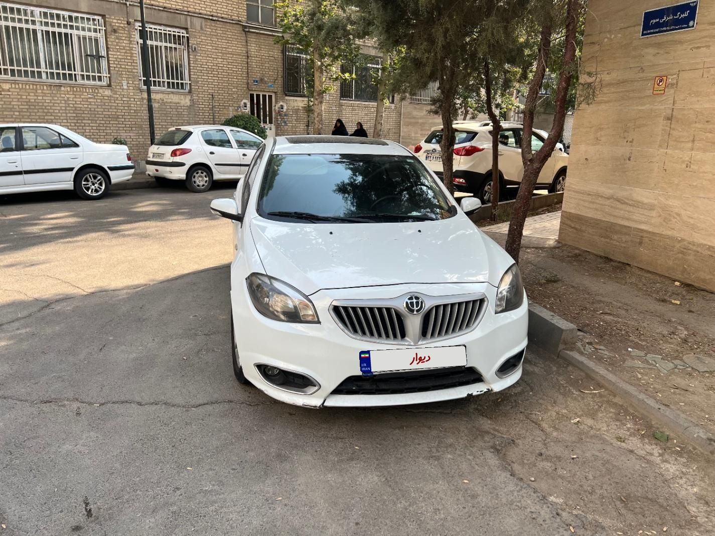 خودرو برلیانس، H320 آگهی ann_18704746