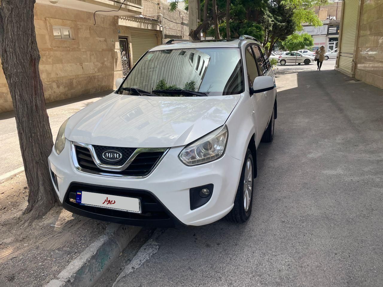 خودرو ام وی ام، X33 آگهی ann_18704917