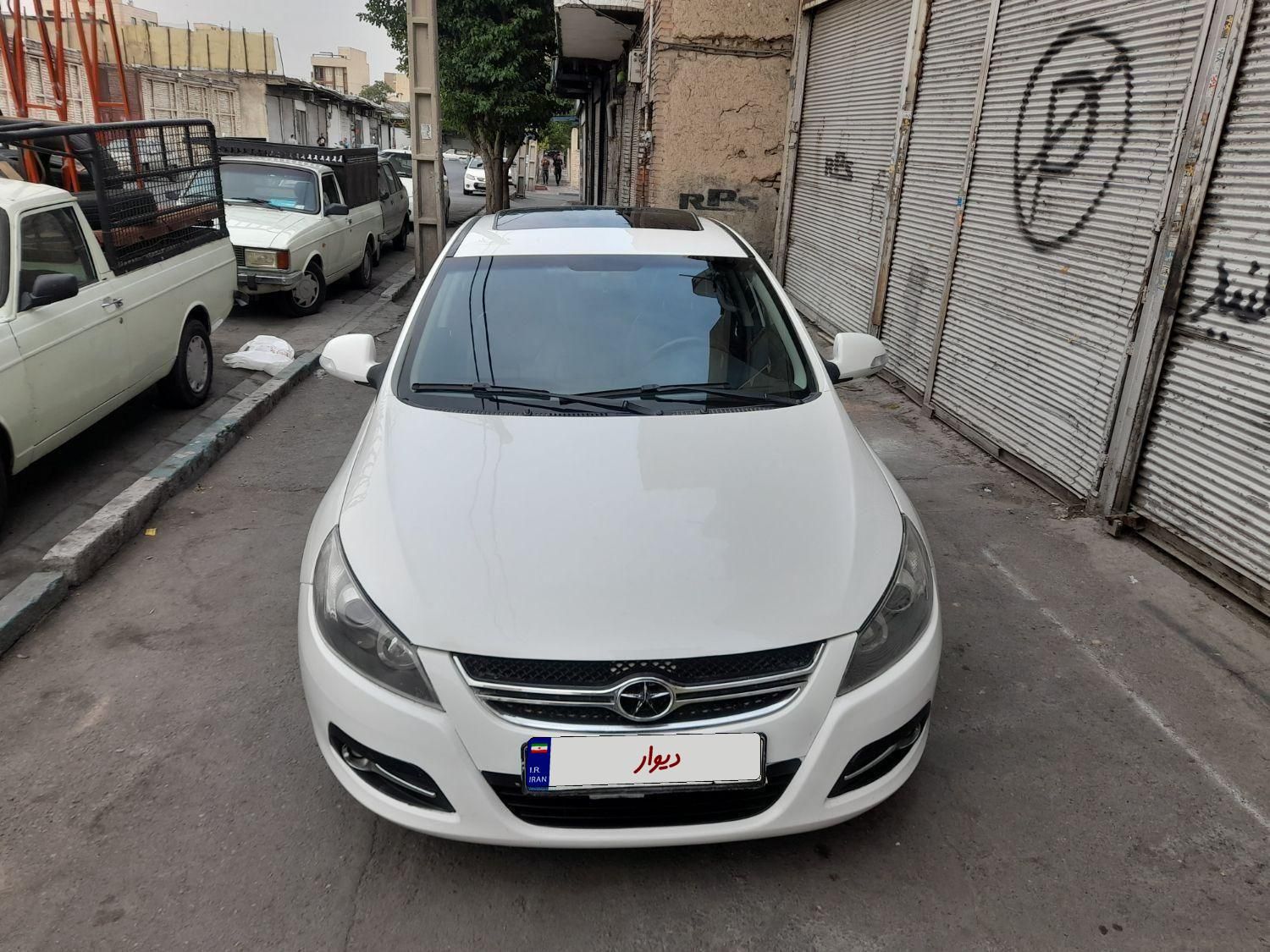 خودرو جک، J5 آگهی ann_18705001