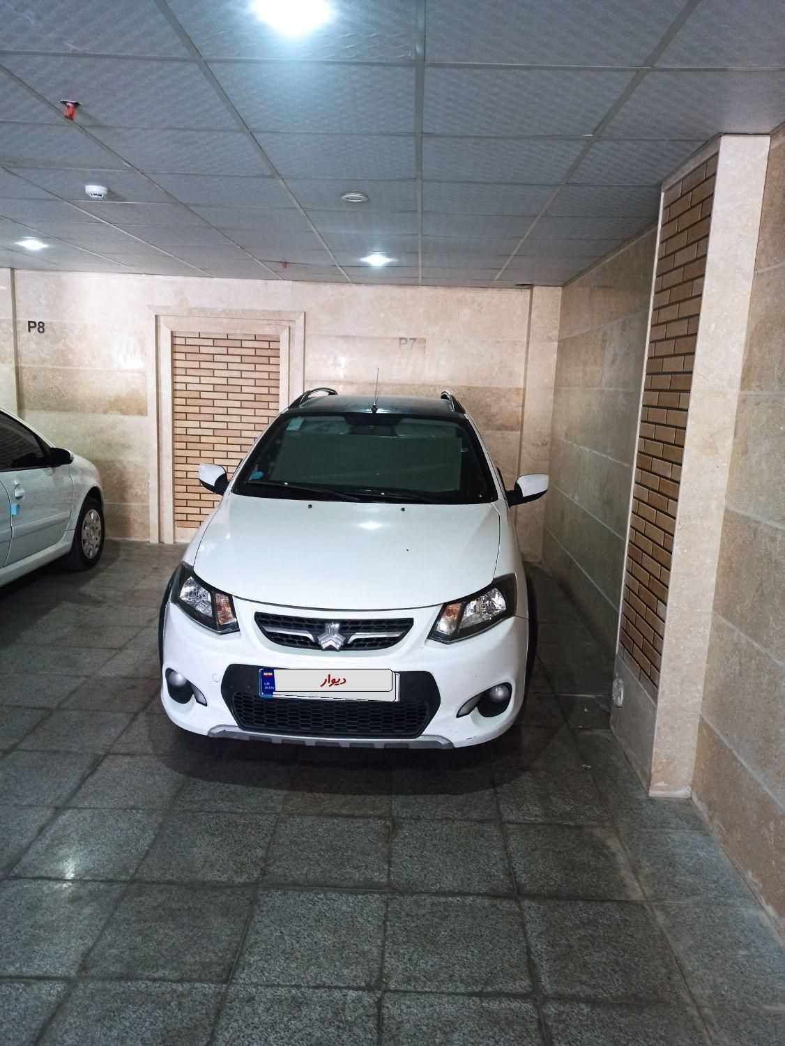 خودرو کوییک، R آگهی ann_18705819