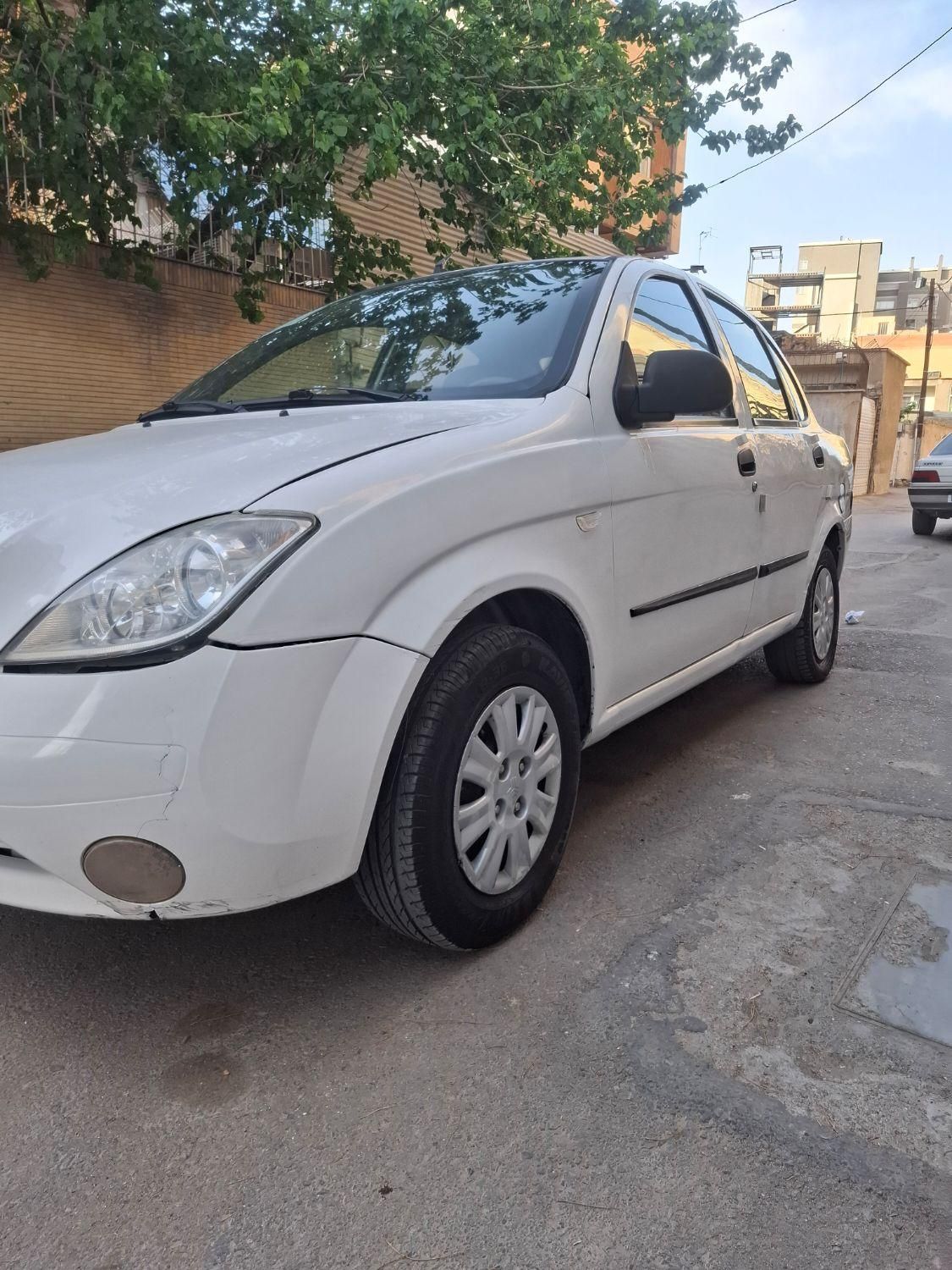 تیبا صندوق دار SX - 1400