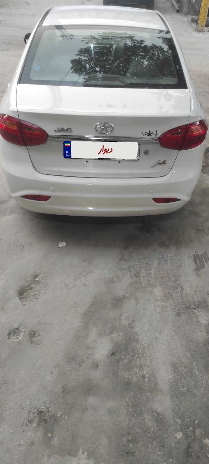 خودرو جک، J4 آگهی ann_18705895