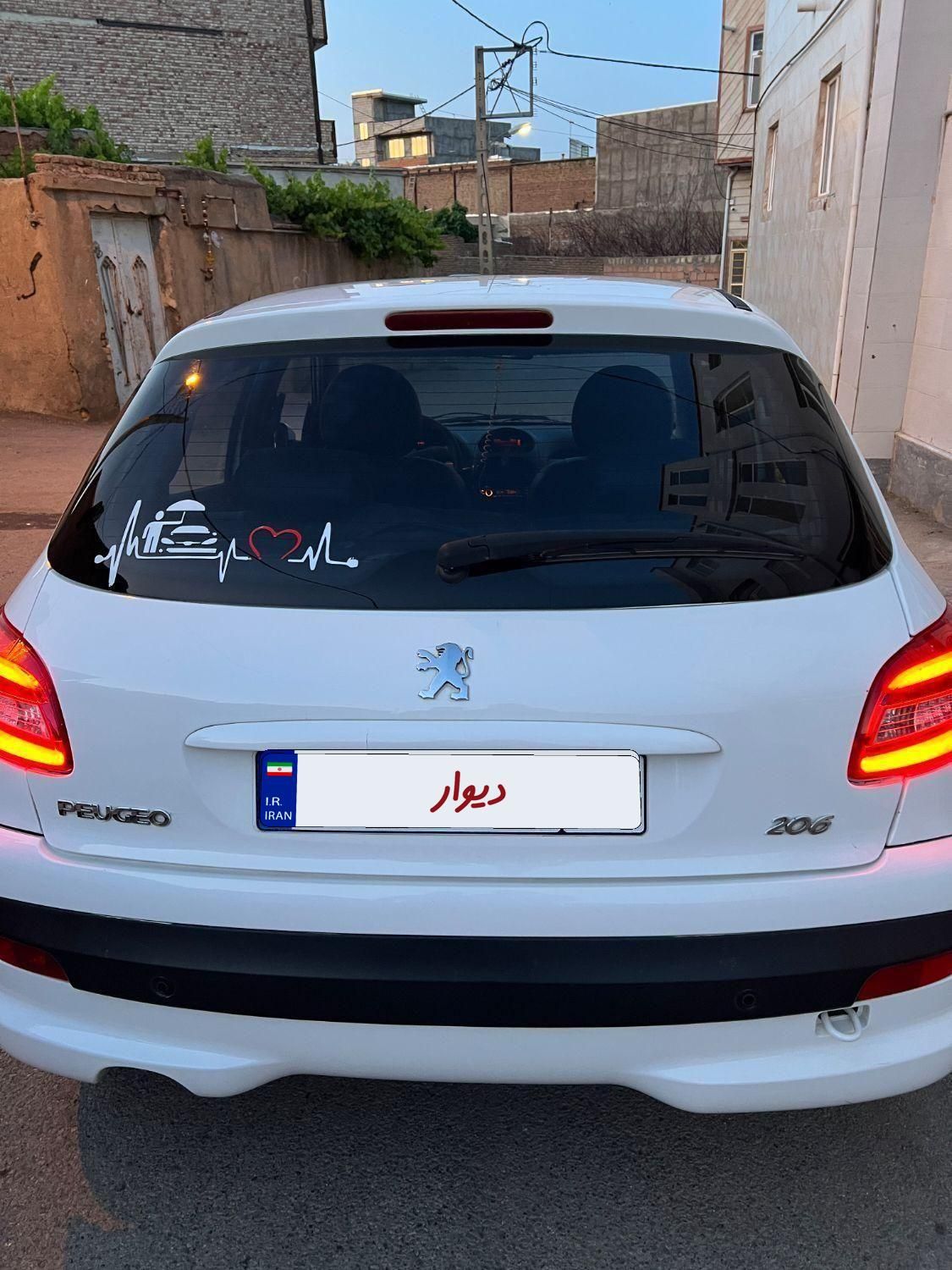 پژو 206 تیپ 3 - 1395