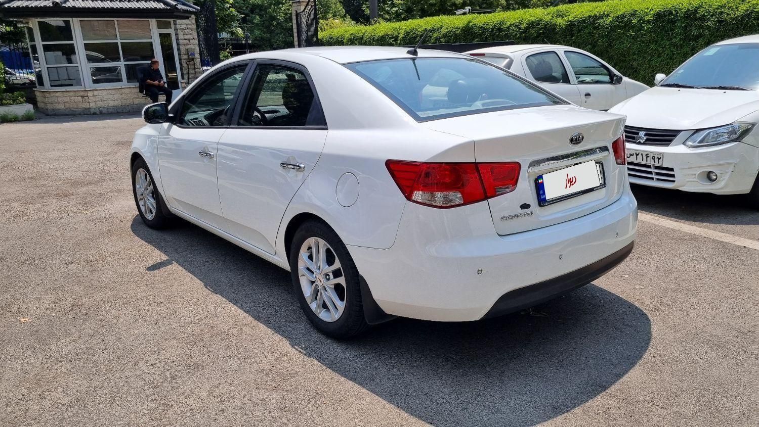 کیا سراتو 2.0 لیتر اتوماتیک GT لاین - 2017