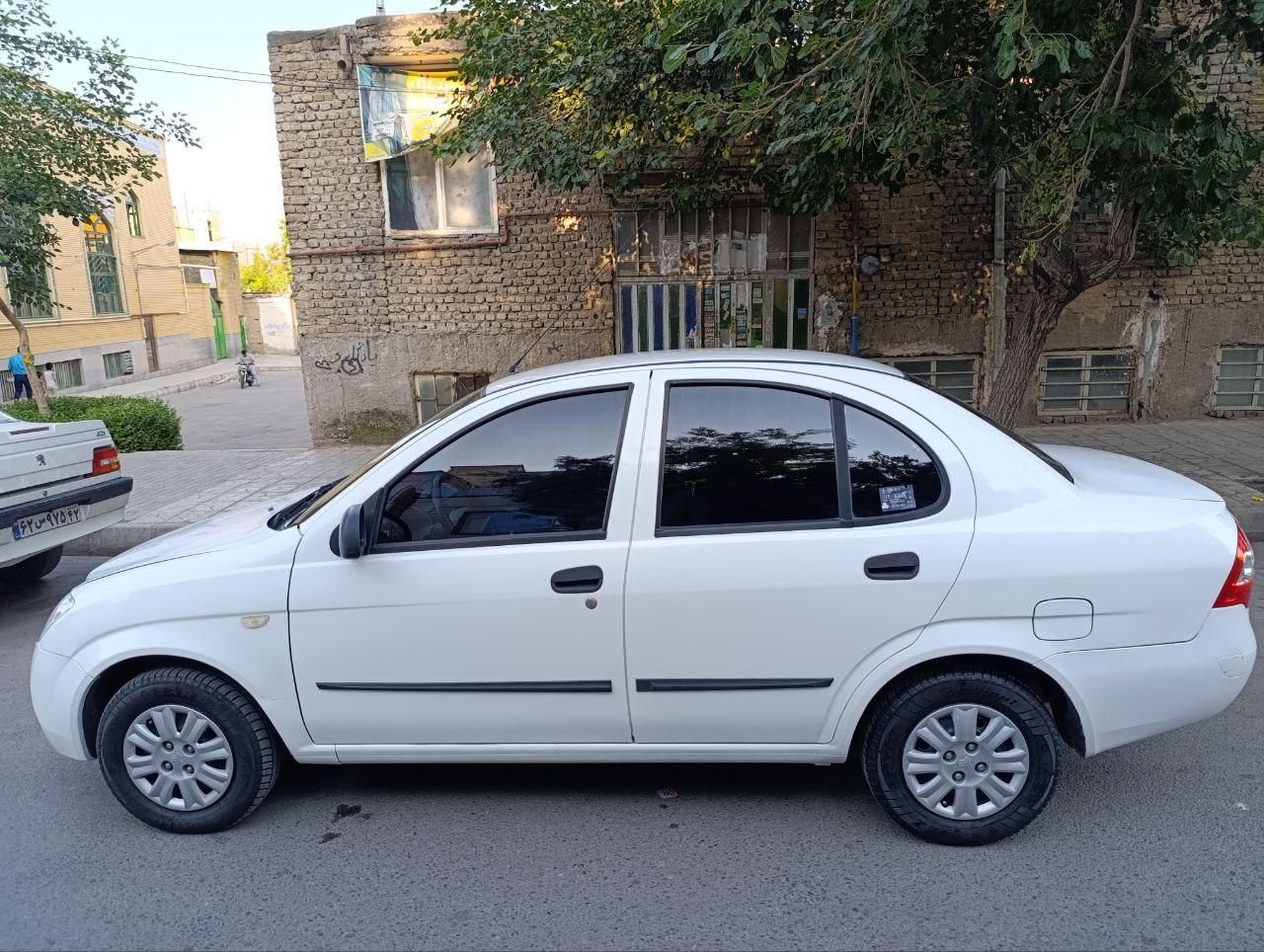 تیبا صندوق دار SX - 1401