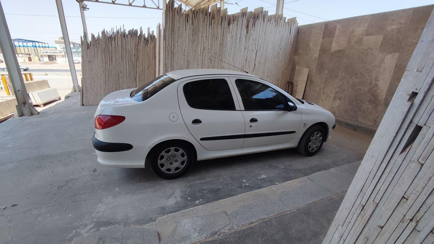 پژو ۲۰۶ صندوق دار v8 - 1395