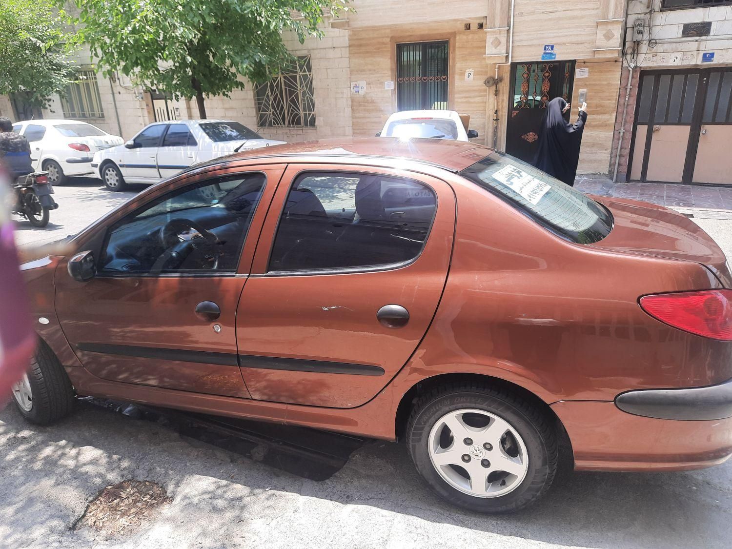 پژو ۲۰۶ صندوق دار v8 - 1390