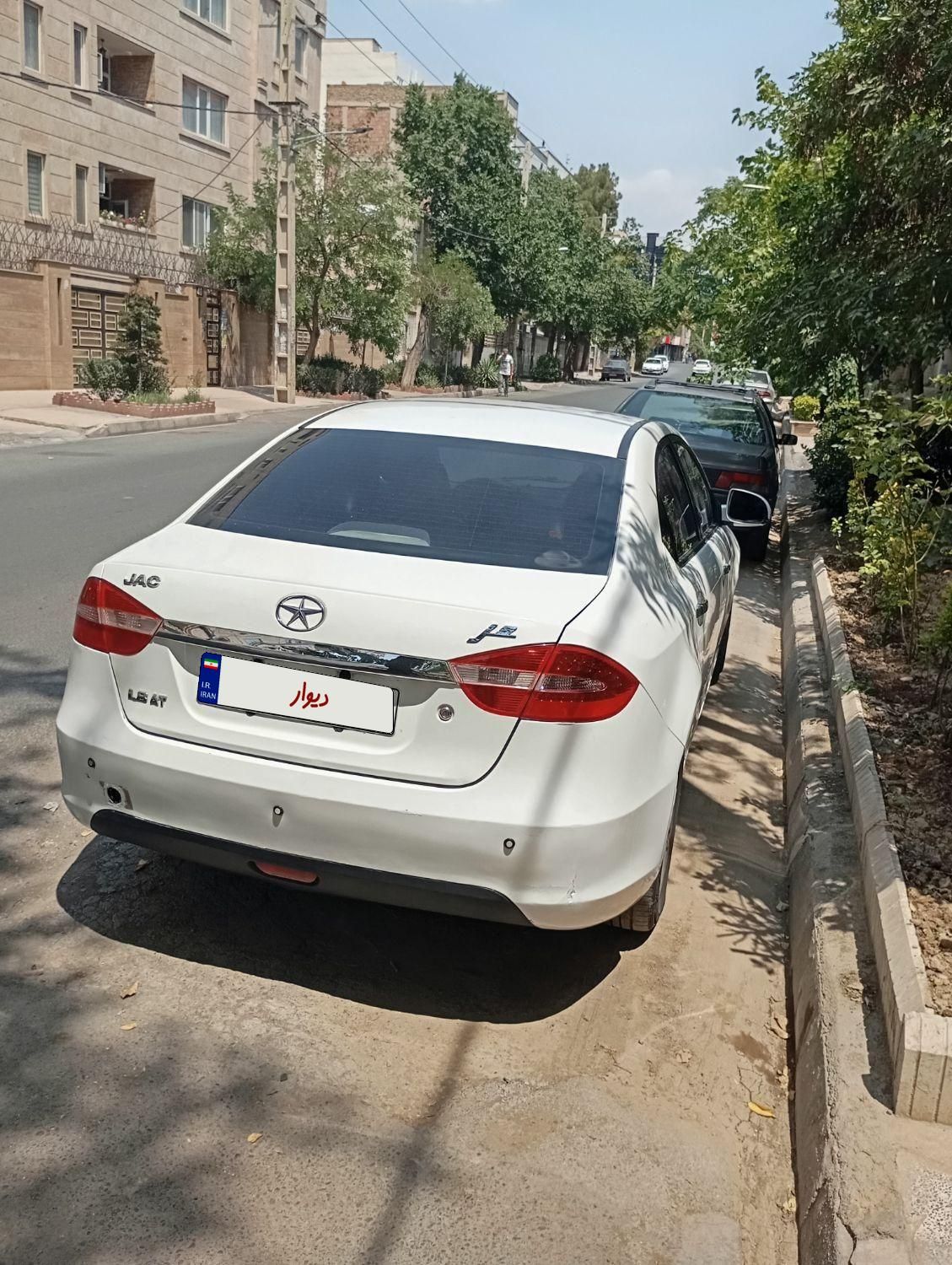 جک J5 اتوماتیک - 1395