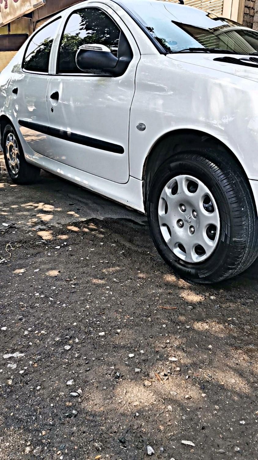 پژو ۲۰۶ صندوق دار v8 - 1395