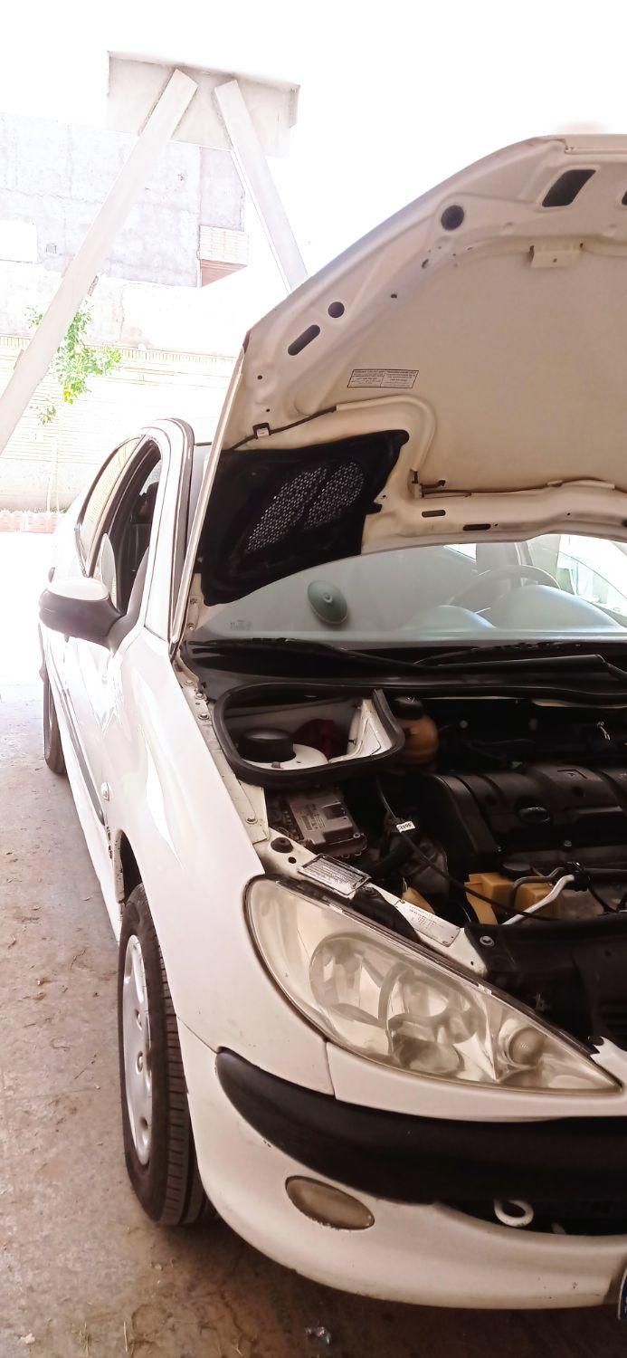 پژو ۲۰۶ صندوق دار v8 - 1389
