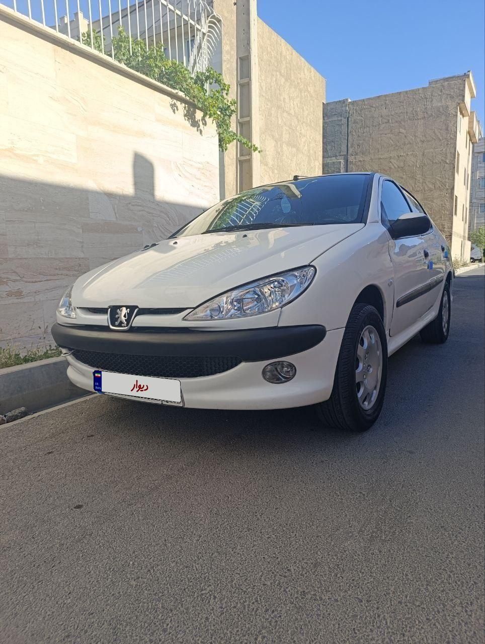 پژو ۲۰۶ صندوق دار v8 - 1393