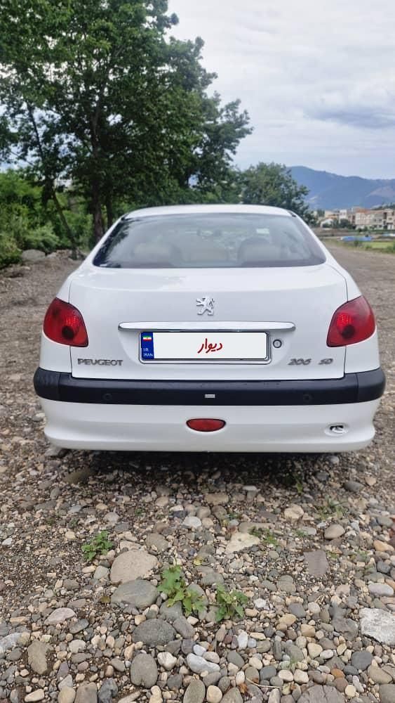 پژو ۲۰۶ صندوق دار v8 - 1396
