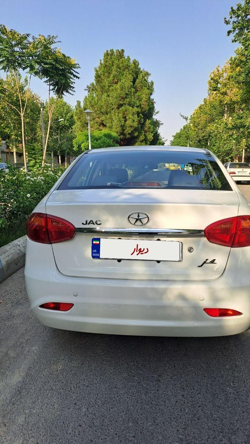 جک J4 اتوماتیک ساده - 1400