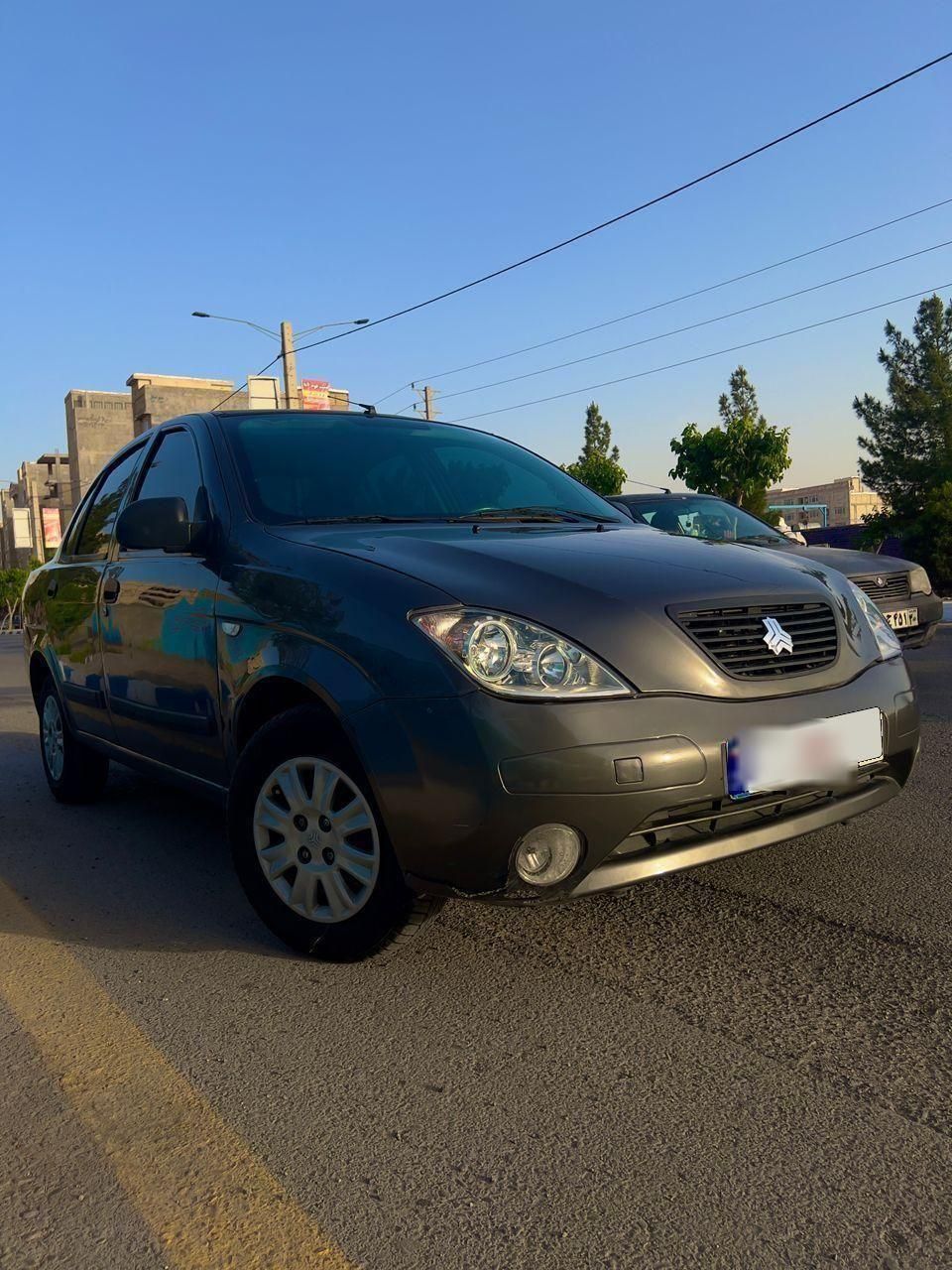 تیبا صندوق دار SX - 1390
