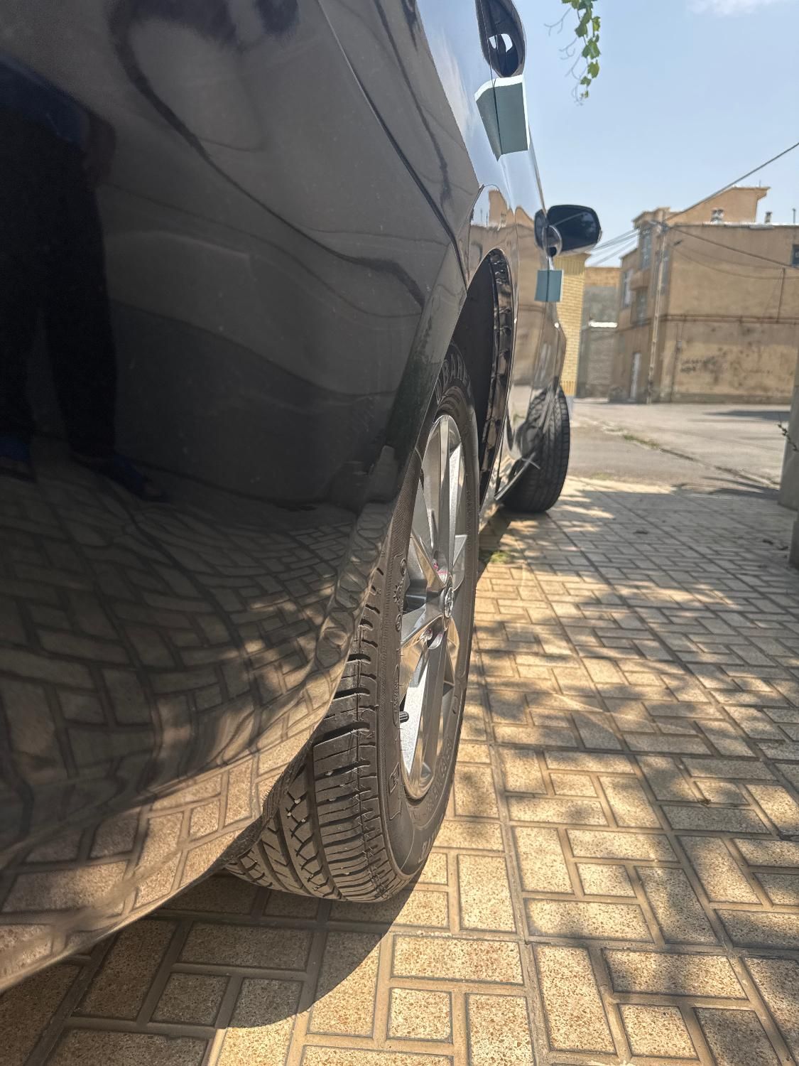 جک J4 اتوماتیک ساده - 1402