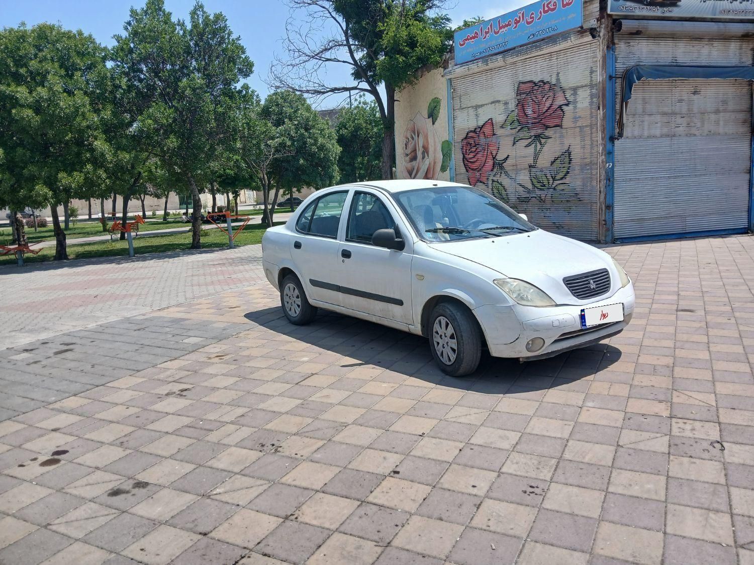 تیبا صندوق دار SX - 1390
