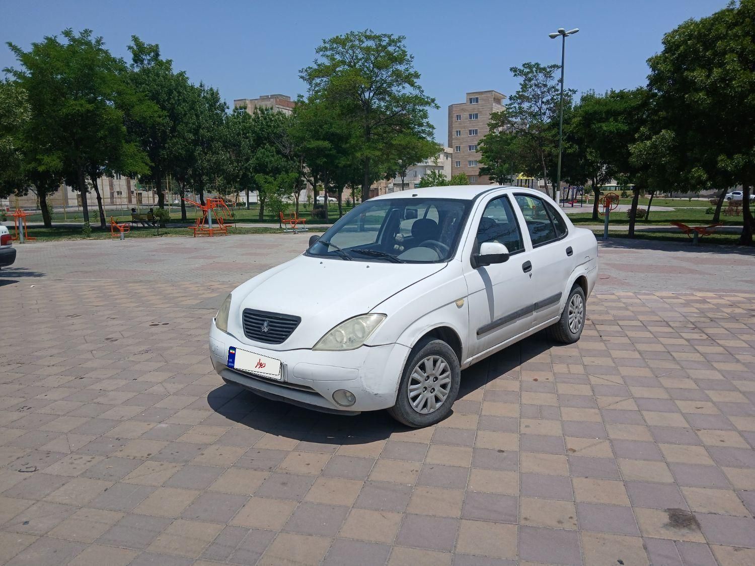 تیبا صندوق دار SX - 1390