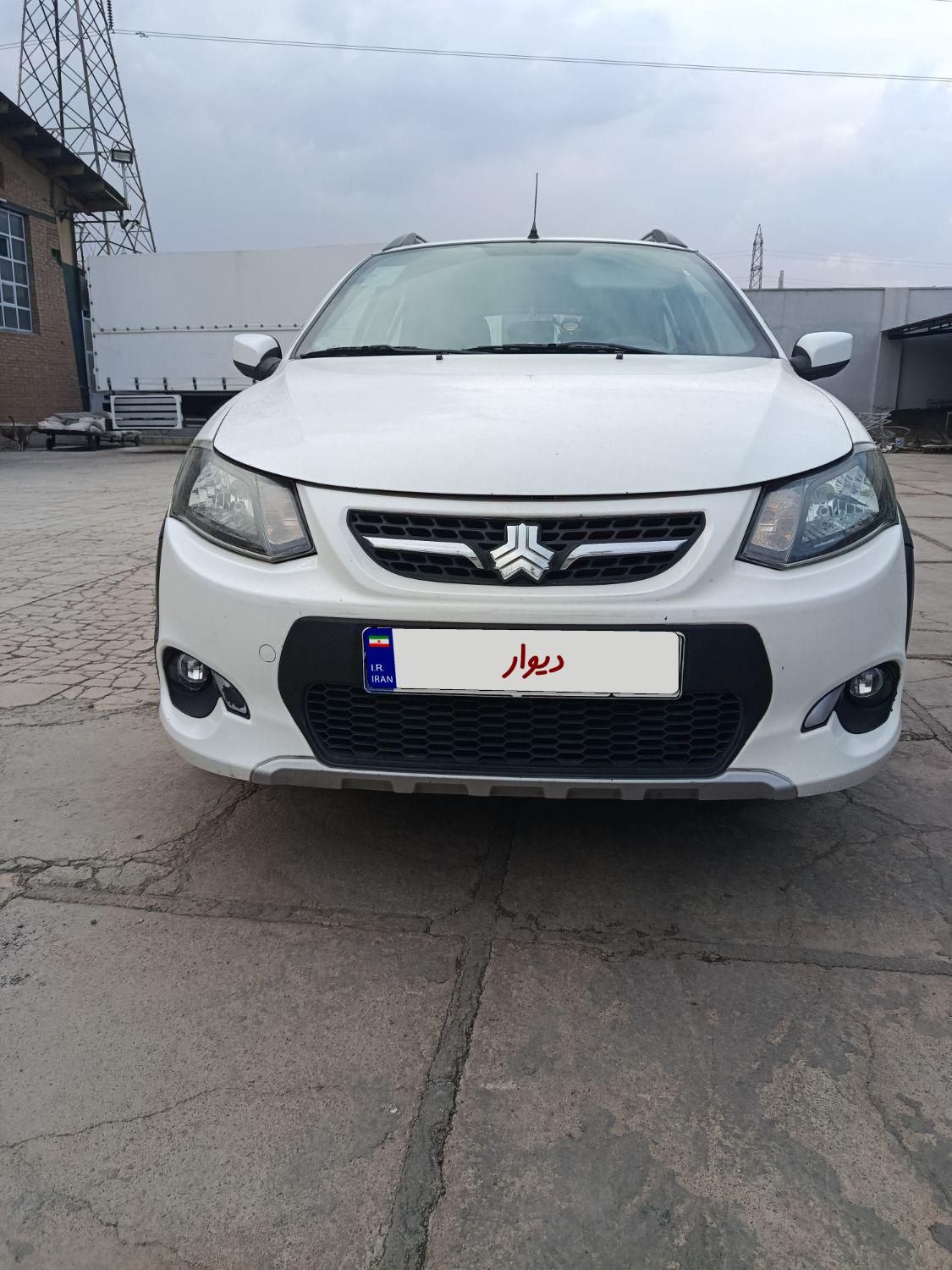 خودرو کوییک، معمولی آگهی ann_18709297
