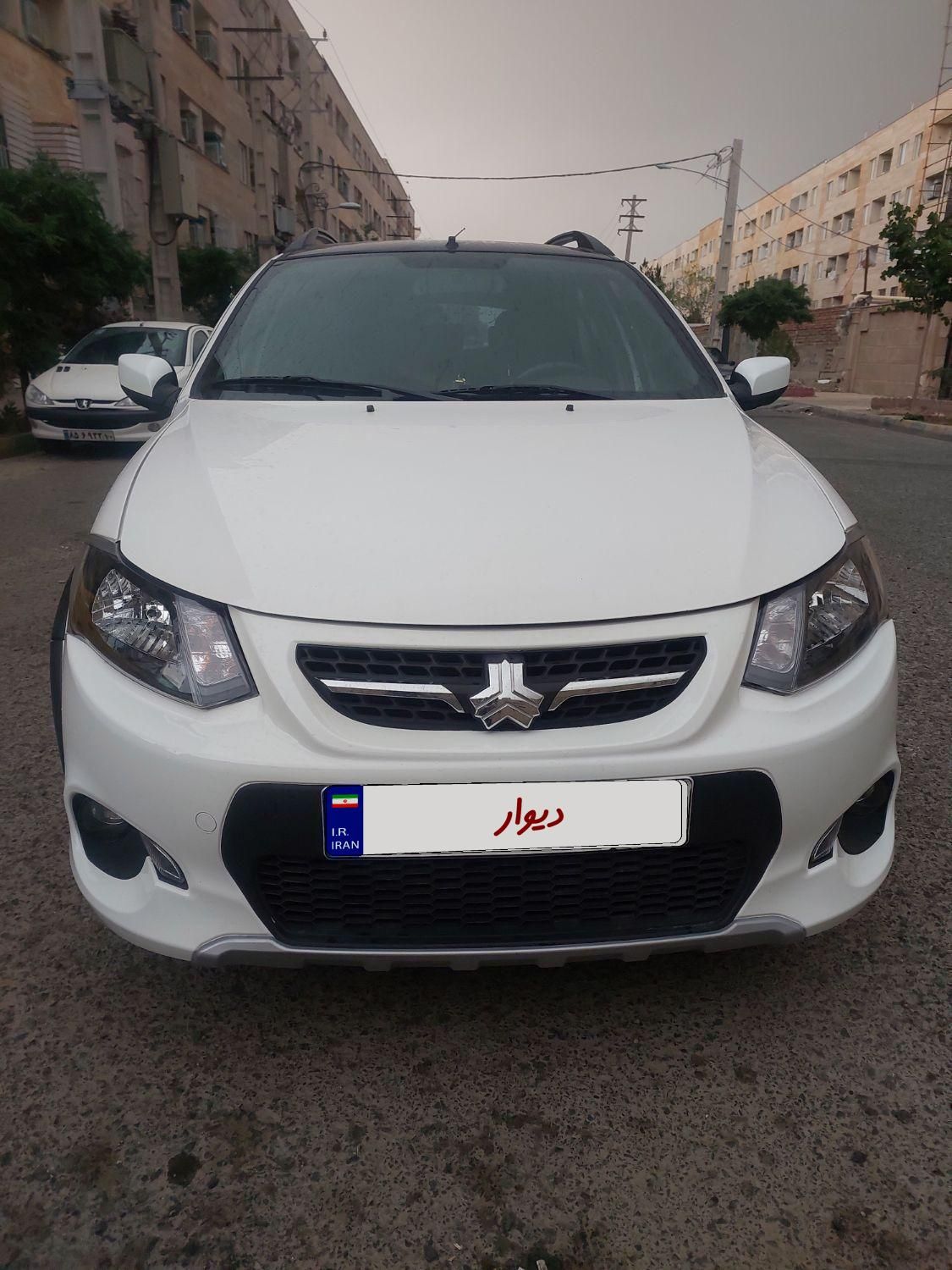 کوییک R دنده‌ای - 1402